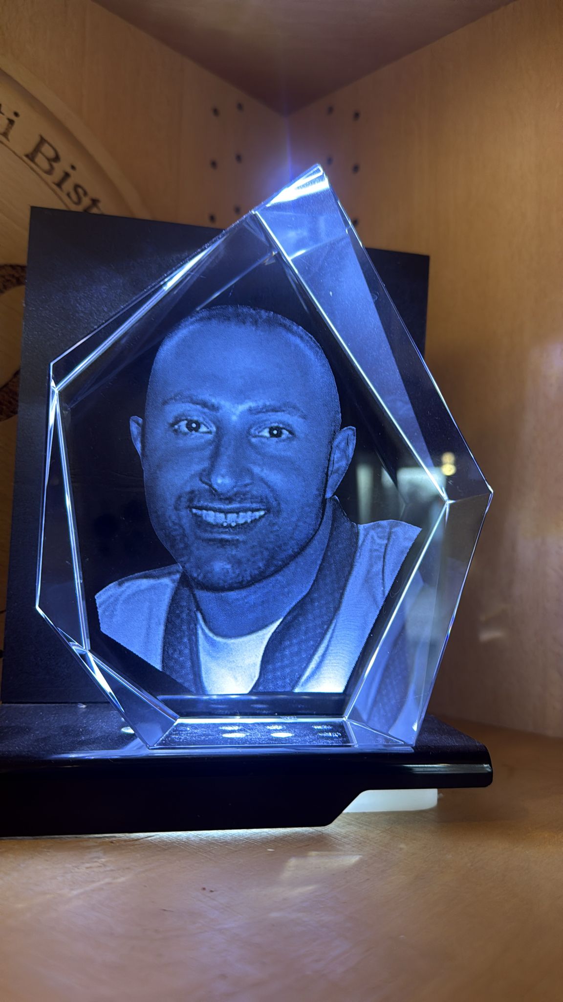 Kristall-Portrait von Mustafa